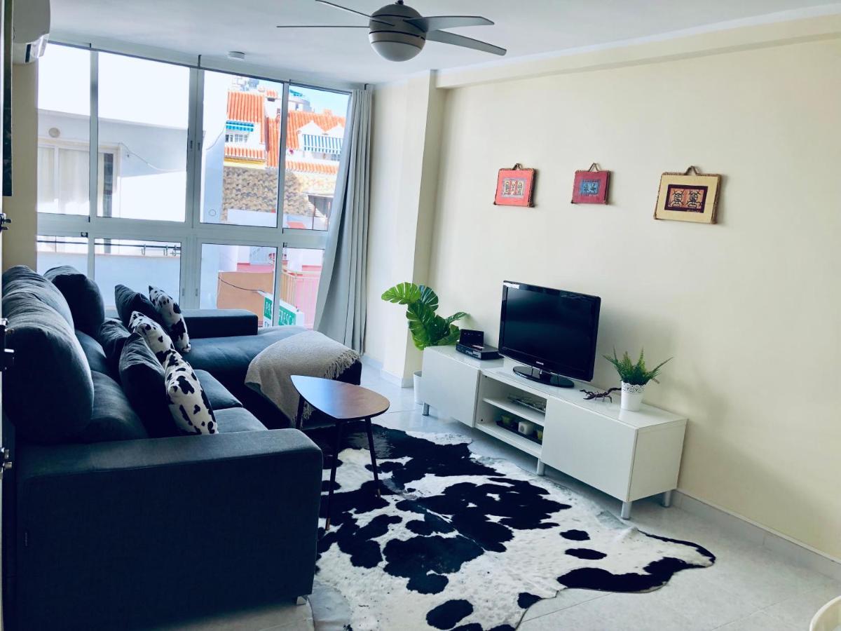 Beautiful Modern Apartment 100M From The Sea Fuengirola Esterno foto