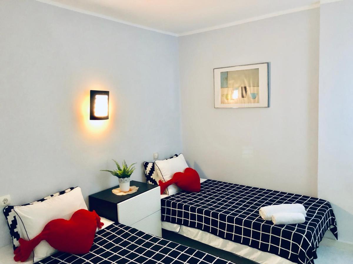 Beautiful Modern Apartment 100M From The Sea Fuengirola Esterno foto